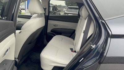 2023 Hyundai TUCSON SE