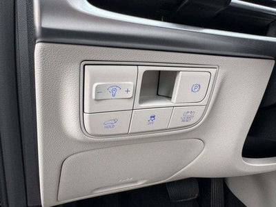 2023 Hyundai TUCSON SE