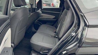 2023 Hyundai TUCSON SE