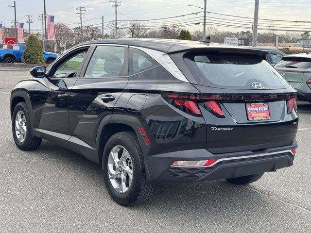 2023 Hyundai TUCSON SE