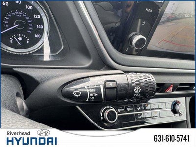 2022 Hyundai SONATA SE