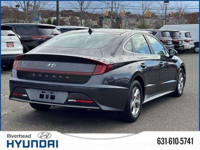 2022 Hyundai SONATA SE
