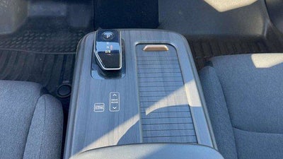 2023 Nissan Ariya VENTURE+