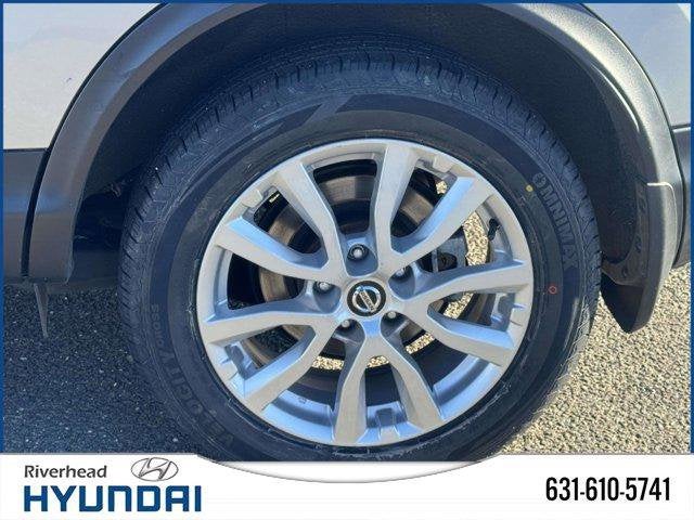 2022 Nissan Rogue Sport S