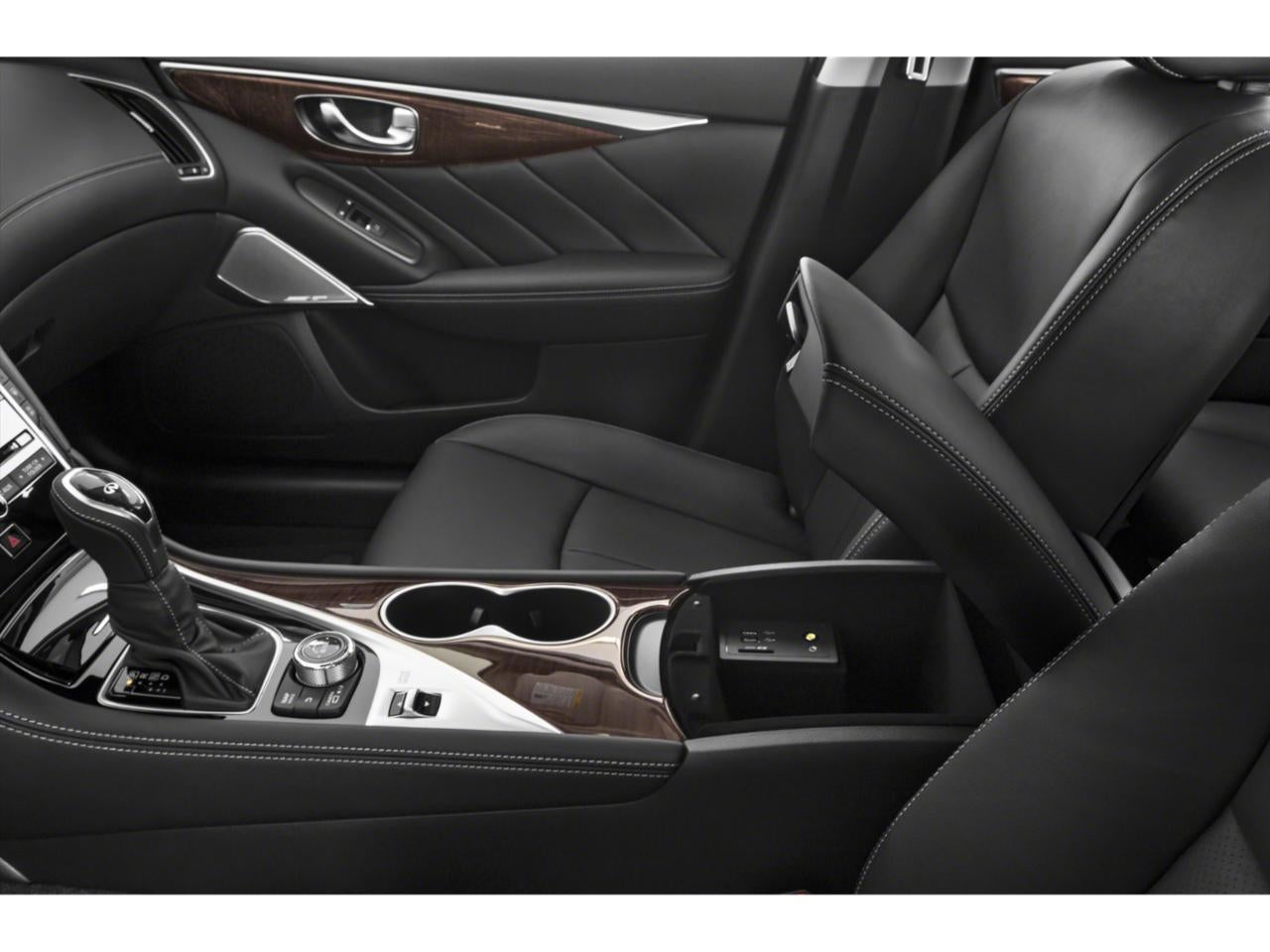 2022 INFINITI Q50 LUXE