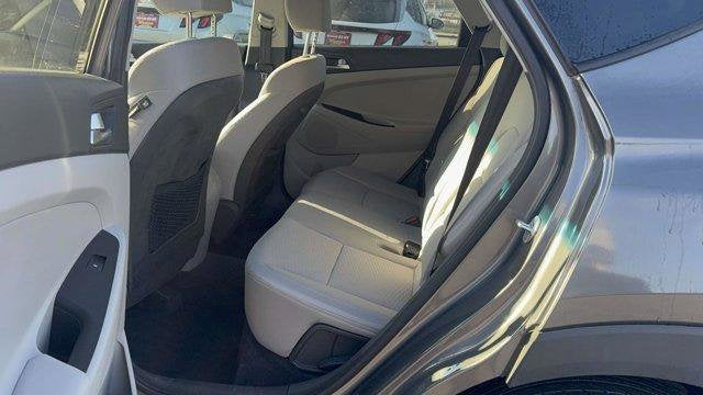 2020 Hyundai TUCSON SE