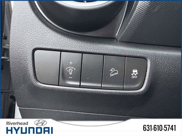 2023 Hyundai KONA SE