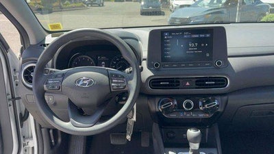 2023 Hyundai KONA SE