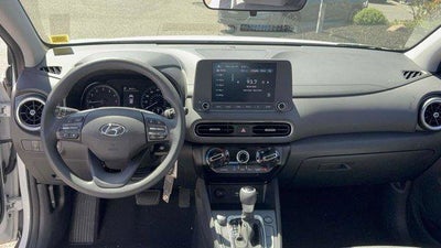 2023 Hyundai KONA SE