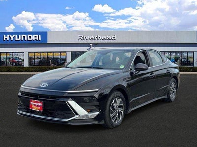 2026 Hyundai SONATA HYBRID Blue