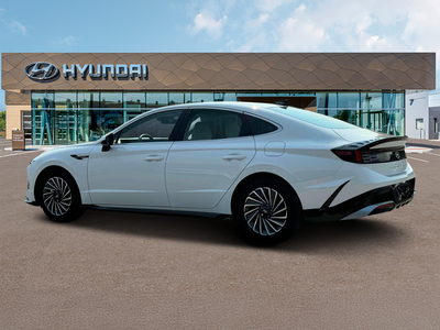 2025 Hyundai SONATA HYBRID SEL