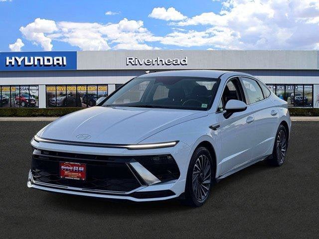 2025 Hyundai Sonata Hybrid