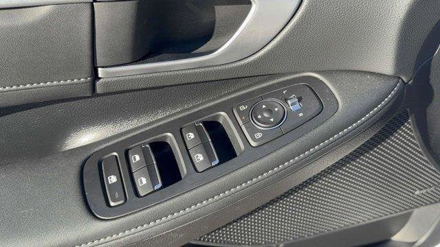 2024 Hyundai SONATA HYBRID Limited