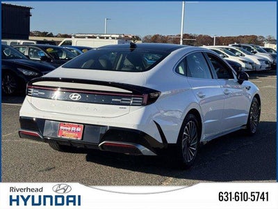 2024 Hyundai SONATA HYBRID Limited
