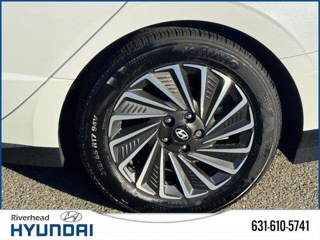 2024 Hyundai SONATA HYBRID Limited