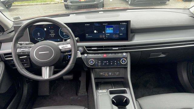 2024 Hyundai SONATA HYBRID Limited