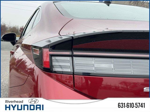 2024 Hyundai SONATA HYBRID Limited