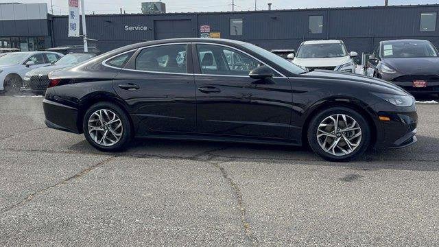 2022 Hyundai SONATA SEL