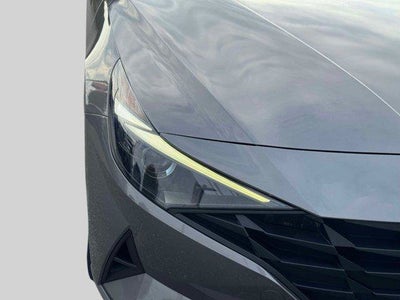 2023 Hyundai ELANTRA SE