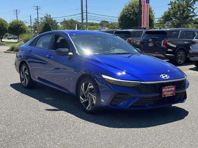 Used 2025 Hyundai Elantra SEL with VIN KMHLM4DG3SU894695 for sale in Riverhead, NY