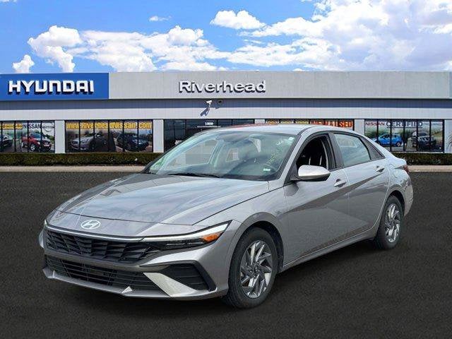 2025 Hyundai Elantra Blue