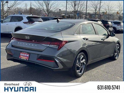 2025 Hyundai ELANTRA SEL Convenience