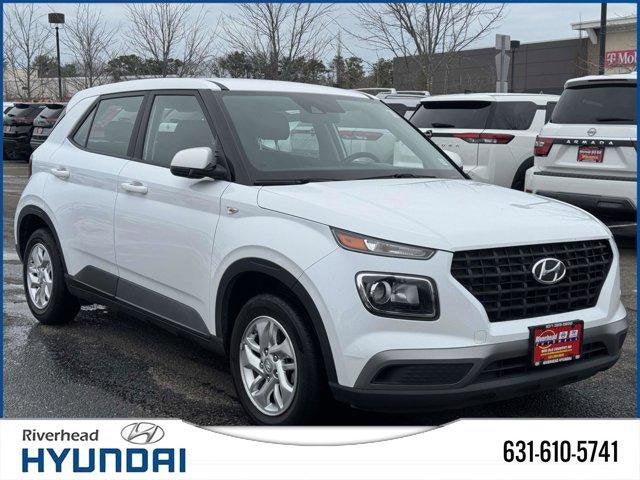 2022 Hyundai VENUE SE