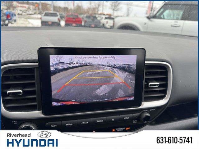 2022 Hyundai VENUE SE