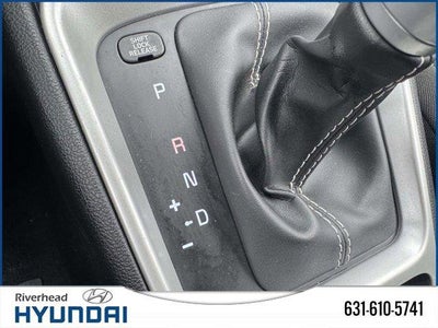 2022 Hyundai VENUE SE