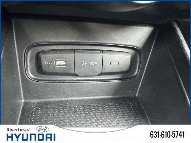 2022 Hyundai VENUE SE