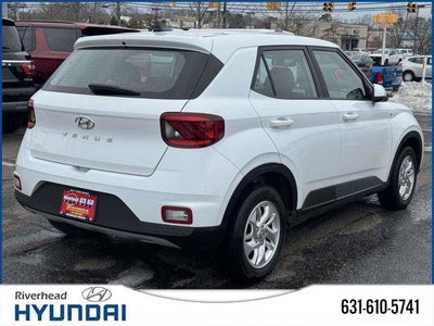 2022 Hyundai VENUE SE
