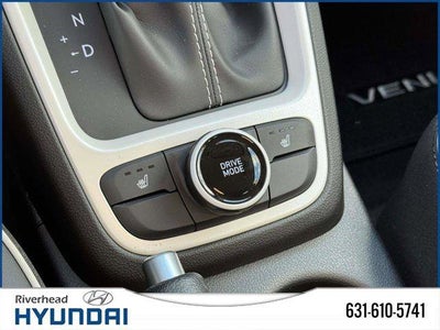 2025 Hyundai VENUE Limited