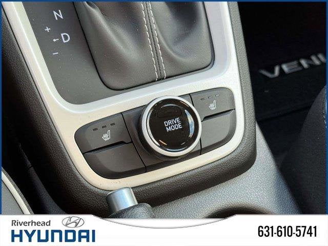 2025 Hyundai VENUE Limited