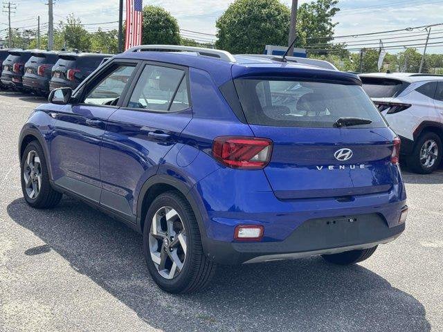 2023 Hyundai VENUE SEL