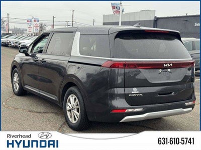 2024 Kia Carnival LX