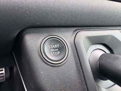 2023 Land Rover Defender 110 SE