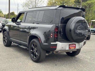 2023 Land Rover Defender 110 SE