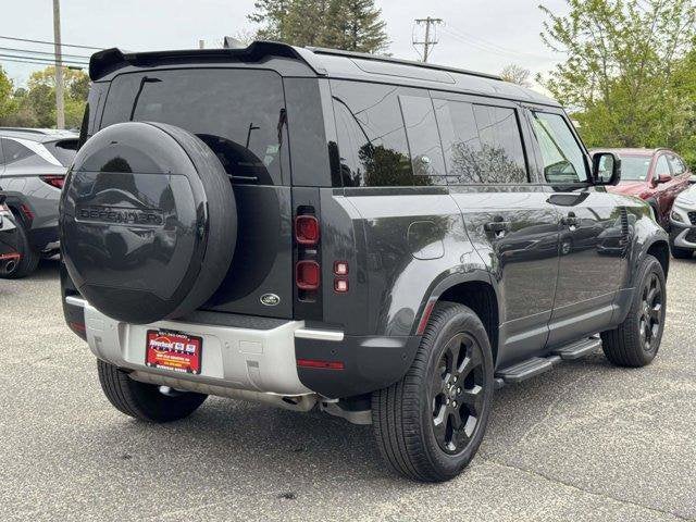 2023 Land Rover Defender 110 SE