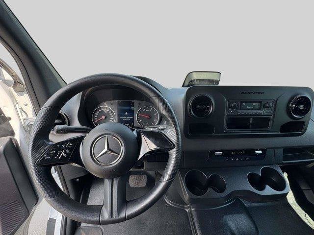 2025 Mercedes-Benz Sprinter 2500 2500 Standard Roof I4 Diesel 144" RWD