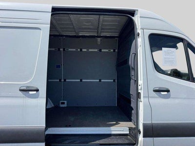 2025 Mercedes-Benz Sprinter 2500 2500 Standard Roof I4 Diesel 144" RWD
