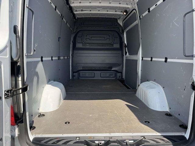 2025 Mercedes-Benz Sprinter 2500 2500 Standard Roof I4 Diesel 144" RWD