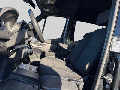 2025 Mercedes-Benz Sprinter 2500 Passenger 170 WB High Roof