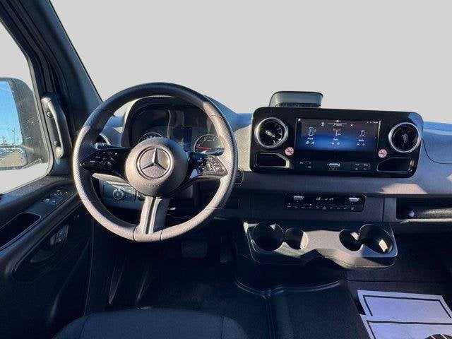 2025 Mercedes-Benz Sprinter 2500 Passenger 170 WB High Roof
