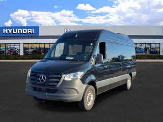 2025 Mercedes-Benz Sprinter 2500 Passenger 170 WB High Roof